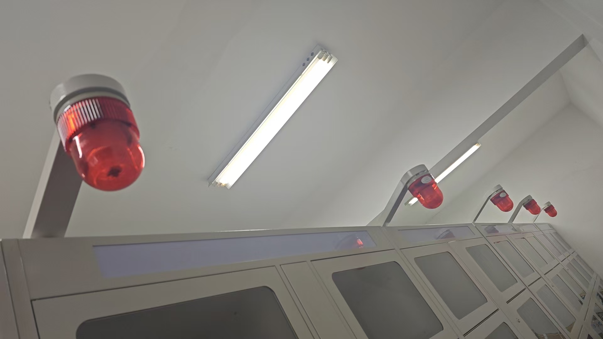 不朽情缘YX02S声光报警器.jpg 不朽情缘YX02S声光报警器.jpg
